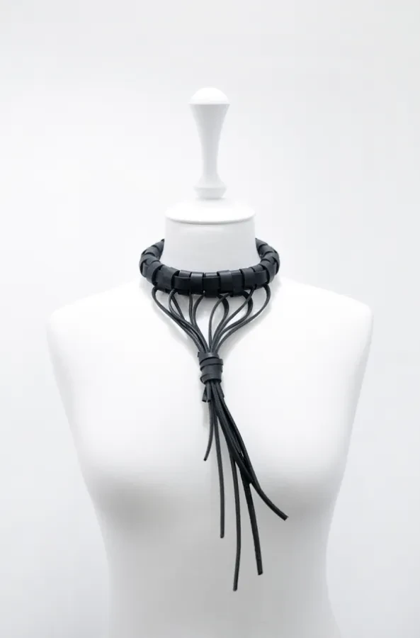 Колье-чокер FL